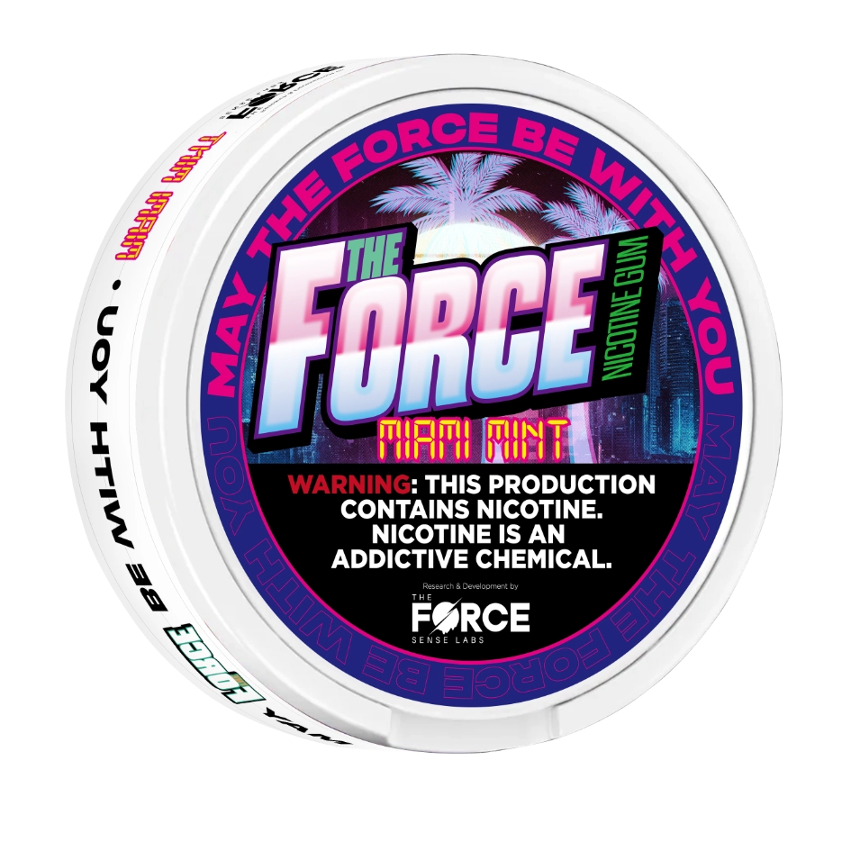  Person placing a piece of Miami Mint Flavor Nicotine Gum THE FORCE SENSE LABS（4mg）in their mouth for a quick nicotine fix